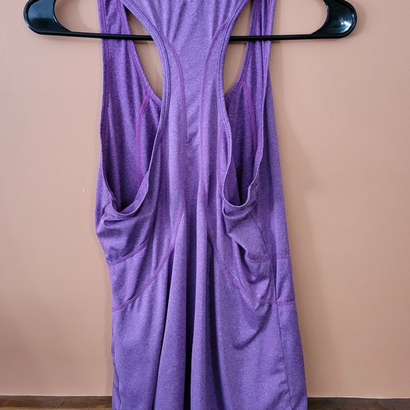 Reebok tank top - Picture 2 of 3